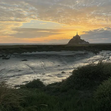 L Entre-deux-gites A Saint-marcan-baie Du Mont-saint-michel